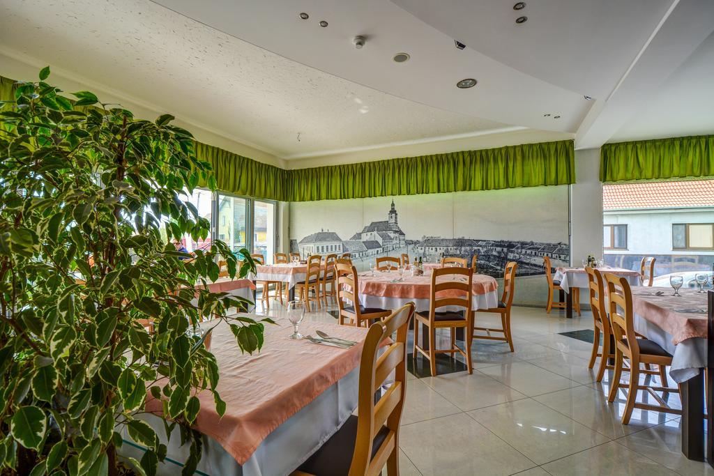 Hotel Samaria Samorin Luaran gambar