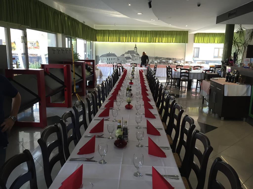 Hotel Samaria Samorin Luaran gambar